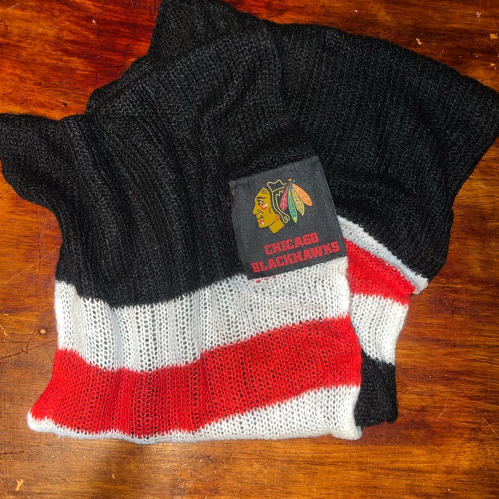 🖤5/$10 Chicago Blackhawks Scarf